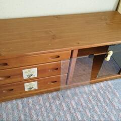 無料セット 角置きのテレビ台とチェストの画像