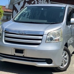 ☆車検2年付　走行6.7万キロ　ノア　シルバー☆