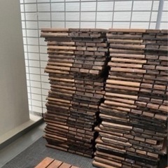 　ベランダウッドデッキ　　