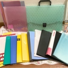 収納ファイル　バインダー　各種