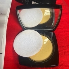 CHANEL コンパクトパウダーの画像