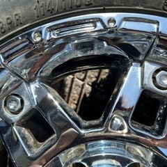 車のパーツ タイヤ、ホイールの画像