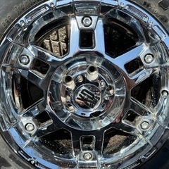 車のパーツ タイヤ、ホイールの画像