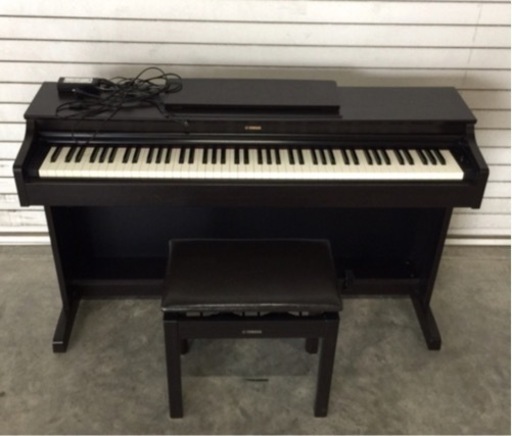 中古美品YAMAHA YDP-163R〈ARIUS〉アリウス　 電子ピアノ　2017年製高低椅子付き、配送可能