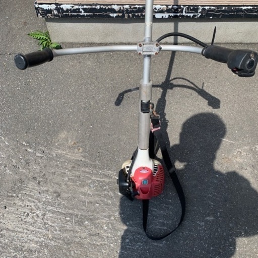 ゼノアBC2211Ez草刈機