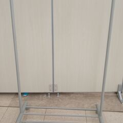 ★ジモティ割あり★  ハンガーラック シルバー H×D×W クリ...