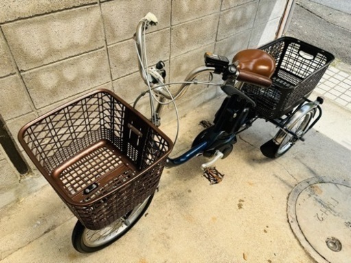 電動アシスト三輪車