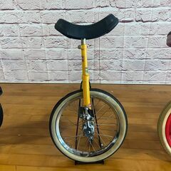 【完売御礼】【小学生用】新古 子供用一輪車 16型 黄色 車輪ス...