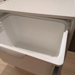 ニトリ　カラボ　引き出し付の画像