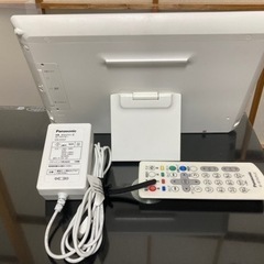 美品パナソニック防水ポータブルテレビ の画像