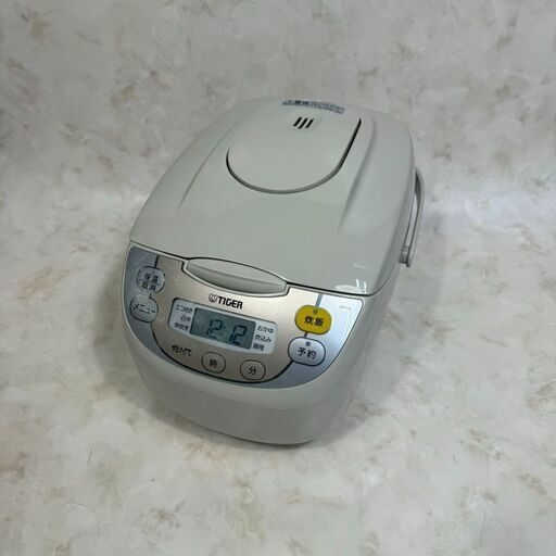 A5355 動作確認済み タイガー TIGER 2015年製 炊飯器 マイコン式 5.5合炊き キッチン家電