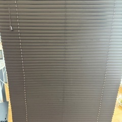 ニトリ　ブラインド　ダークブラウン