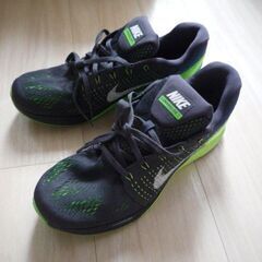 ＮＩＫＥ　ランニング　レア品　９０００円ぐらいの品