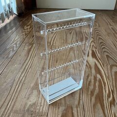 アクリルネックレス・ピアススタンド