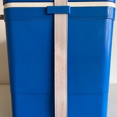 値下げしました　シマノ　SHIMANO COOL BOX 25 クーラーボックスの画像