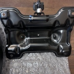 ジムニーJB64 新車外し 背面タイヤ カバー＆ブラケットの画像