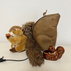 【リス好きの方へ】3点セット（爪楊枝たて、スピーカーぬいぐるみ、ポーチ）の画像