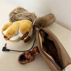 【リス好きの方へ】3点セット（爪楊枝たて、スピーカーぬいぐるみ、ポーチ）の画像