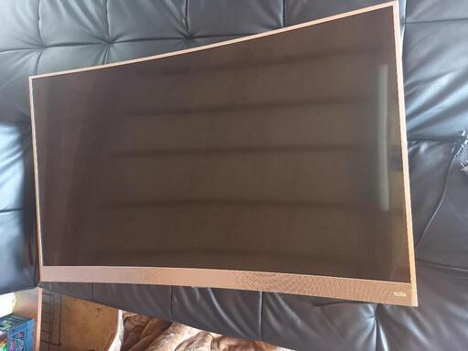 cuved 49型3型hdd裏録画対応サウンドBassテレビ ダブルチューナー搭載 2018年製