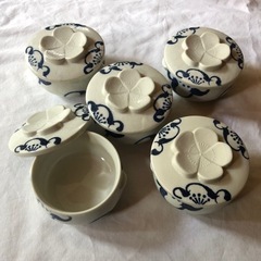 166.梅の蓋物　5客セットの画像