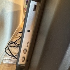 【売ります】50型4K液晶テレビ(スタンド付き)の画像