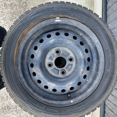 車のパーツ タイヤ、ホイールの画像