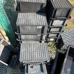 メダカ容器Ｎコンテナ11個　取引中