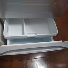 3ドア冷凍冷蔵庫　375L(右開き）の画像