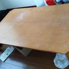 家具 テーブル の画像