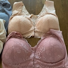 ブラジャーの画像