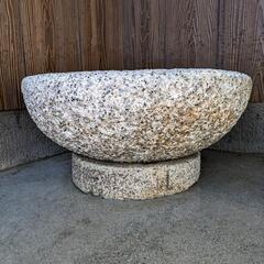 つくばい　手水鉢　めだか水槽の画像