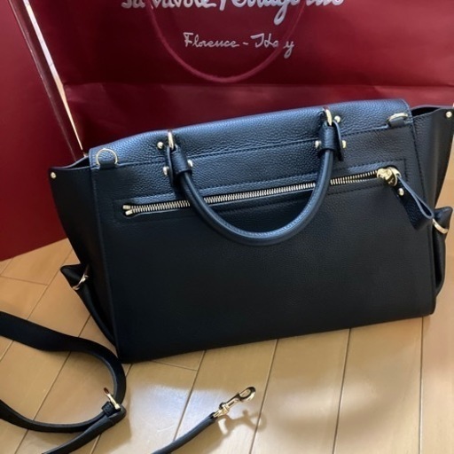 フェラガモバック(新品)　値下げ‼️