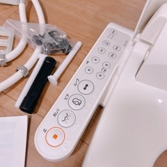 【確定済み】綺麗めなウォシュレット　TOSHIBA SCS T160  家電 生活家電 温水洗浄便座の画像