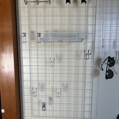 生活雑貨 家庭用品 収納　フック立て掛けの画像