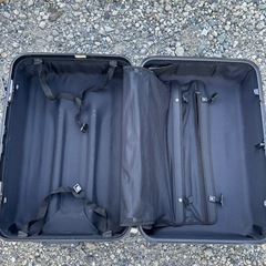 キャリーケースの画像