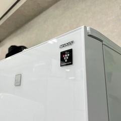☑︎ご成約済み🤝 SHARP 一人暮らし冷蔵庫✨ 上品なホワイトガラス🫧 の画像