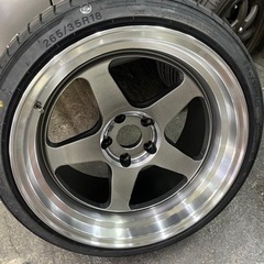 クリーヴレーシング タイヤ付き4本の画像