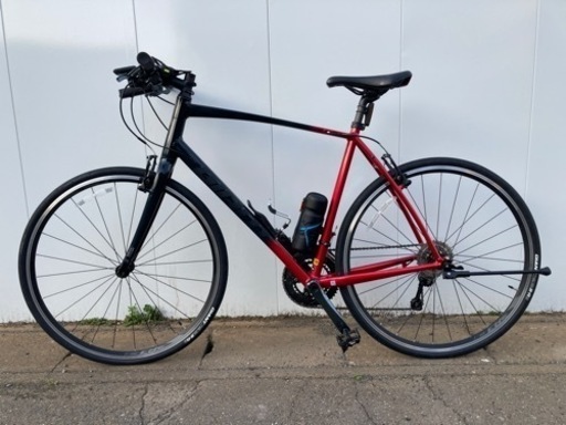 クロスバイク　 GIANT 21年モデル限定色(早期の場合値下げ可)