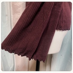 ꒰person&people꒱タートルネック ベルスリーブ リブニット小豆色長袖の画像