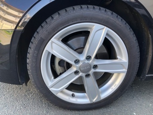 スノータイヤ　バリ山　1シーズン 欧州車　アウディA3  225/45 17 1シーズのみ使用