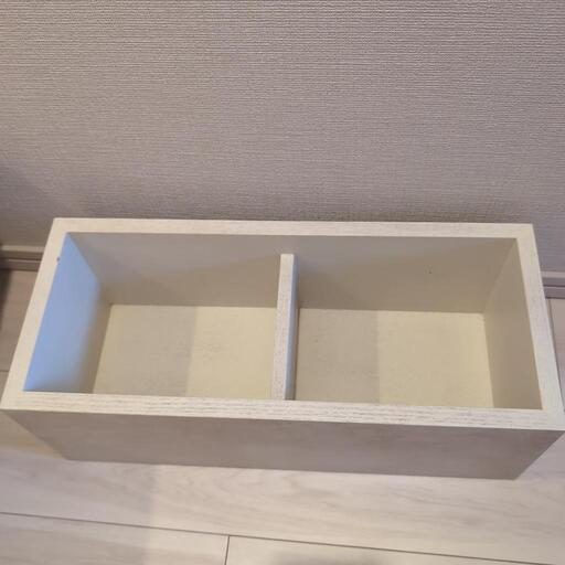 無印　壁に付けられる家具箱