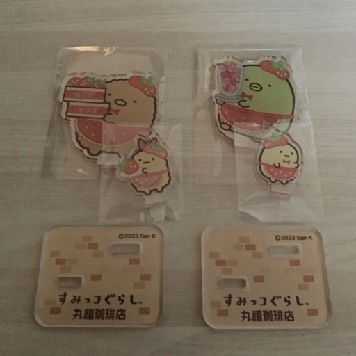 すみっコぐらし 丸福珈琲店 アクリルスタンド とんかつ ぺんぎん？