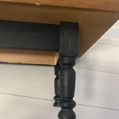 小さなテーブル　子供用家具 の画像