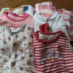 子供用品 キッズ用品 子供服　サイズ50-70冬服ロンパースと肌着大量の画像