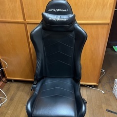 無料　ゲーミングチェアの画像