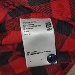 赤チェック柄シャツ　120cm　ユニクロ　子供用品 キッズ用品 子供服の画像