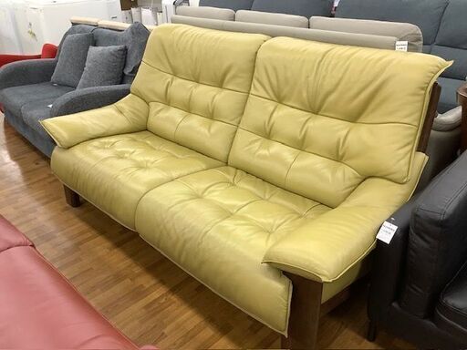 1時間の無料軽トラック貸出サービス！【Karimoku】 2人掛けソファー ZU49のご紹介!