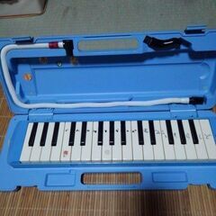 なんと😱100円にしちゃいました。😁ピアニカ