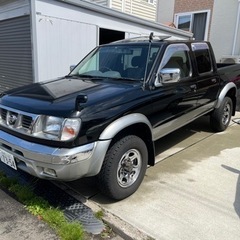車検長め　ダットサントラック　ダブルキャブ　D22 4WD