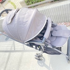 アップリカ　ラクーナクッション　ベビーカーの画像